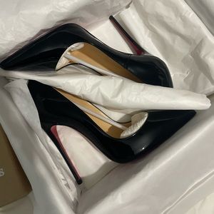 Christian Louboutin So Kate Patent Pointed-Toe Red Sole Pump 36